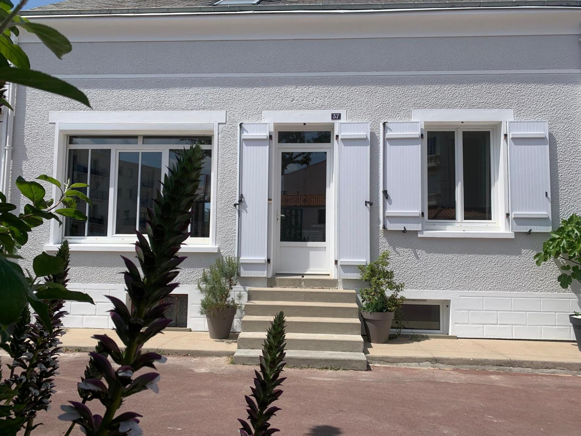 La Desirade Villa แซ็งต์-ฌอง-เดอ-มองต์ ภายนอก รูปภาพ